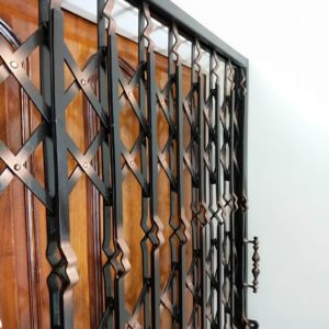 حفاظ آکاردئونی 3 گل پرچ مخفی چند لایه با تسمه ساده و نقش دار 2.5 سانتی متر