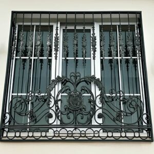 حفاظ پنجره مدل سلطنتی گلبرگ