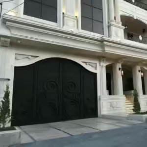 درب آهنی ورودی ساختمان