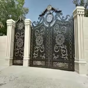 درب حیاط فرفورژه