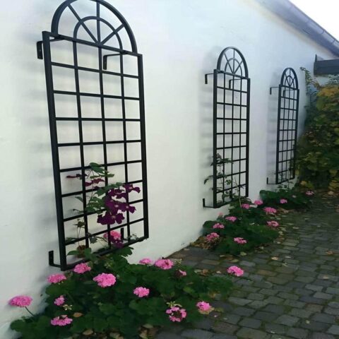 window-guard-iron-fence-wrought-iron-mf ساخت مدل های متنوع حفاظ پنجره – از فرفورژه تا حفاظ پنجره ضد سرقت