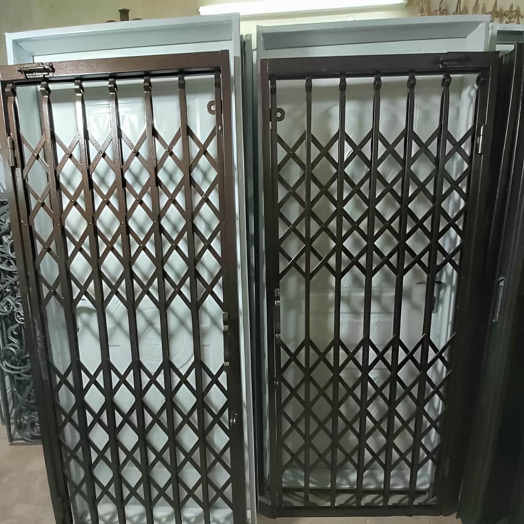 حفاظ آکاردئونی ایتالیایی (تسمه ساده و تسمه نقش دار)