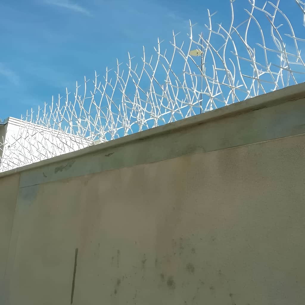 نمونه نصب حفاظ شاخ گوزنی تراکم ۳۱ در باغ و ویلا