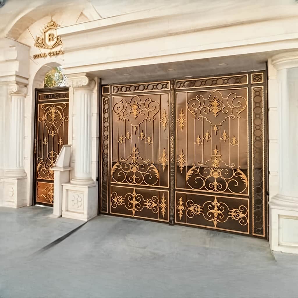 جزئیات فرفورژه گل و برگ درب غنچه