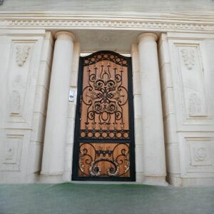 درب آهنی لاله