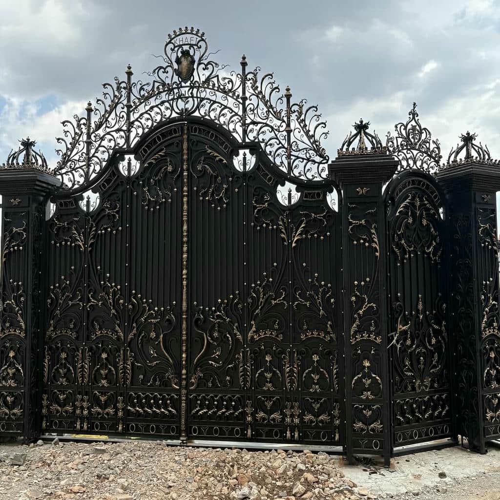 نمونه جدید درب فرفورژه مدل الیزه کلاسیک