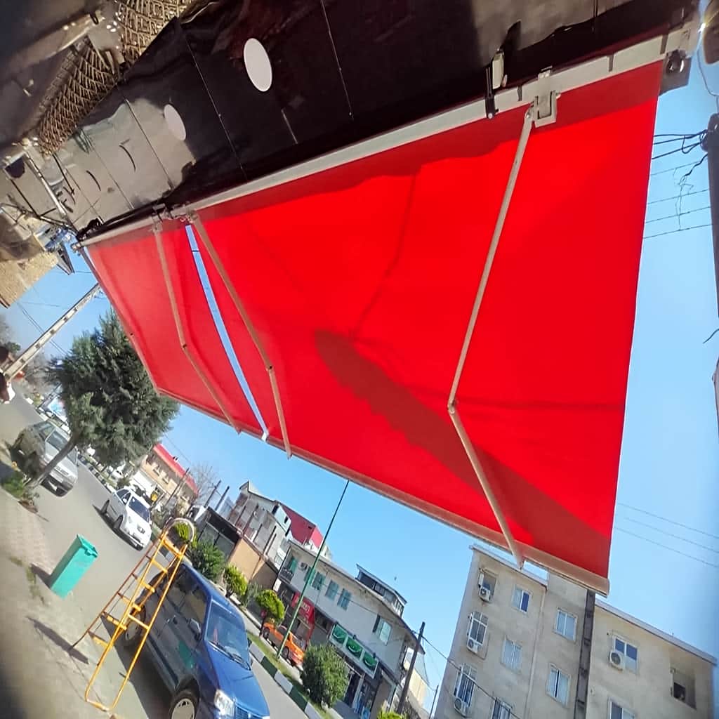 سایبان‌ برقی بازویی