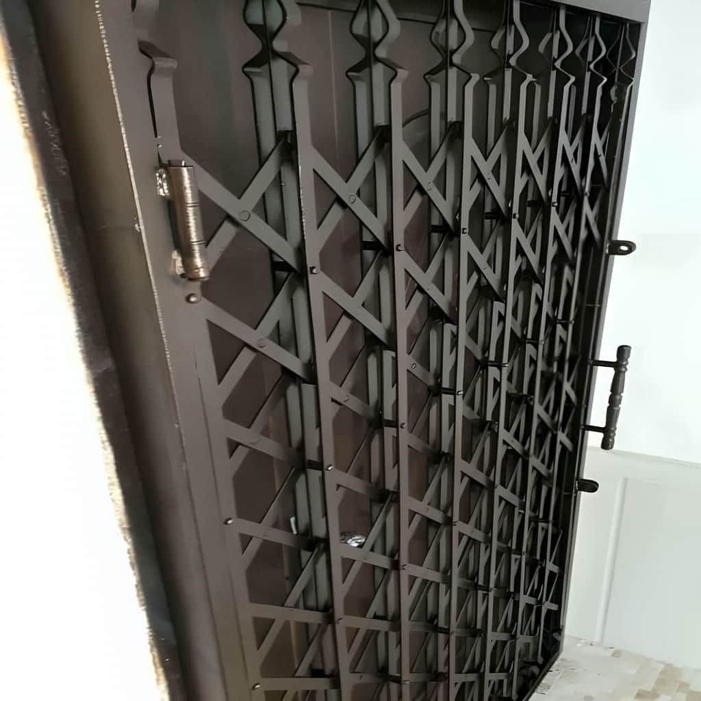 فروش درب آکاردئونی حفاظ خانه تمام گل در شهریار