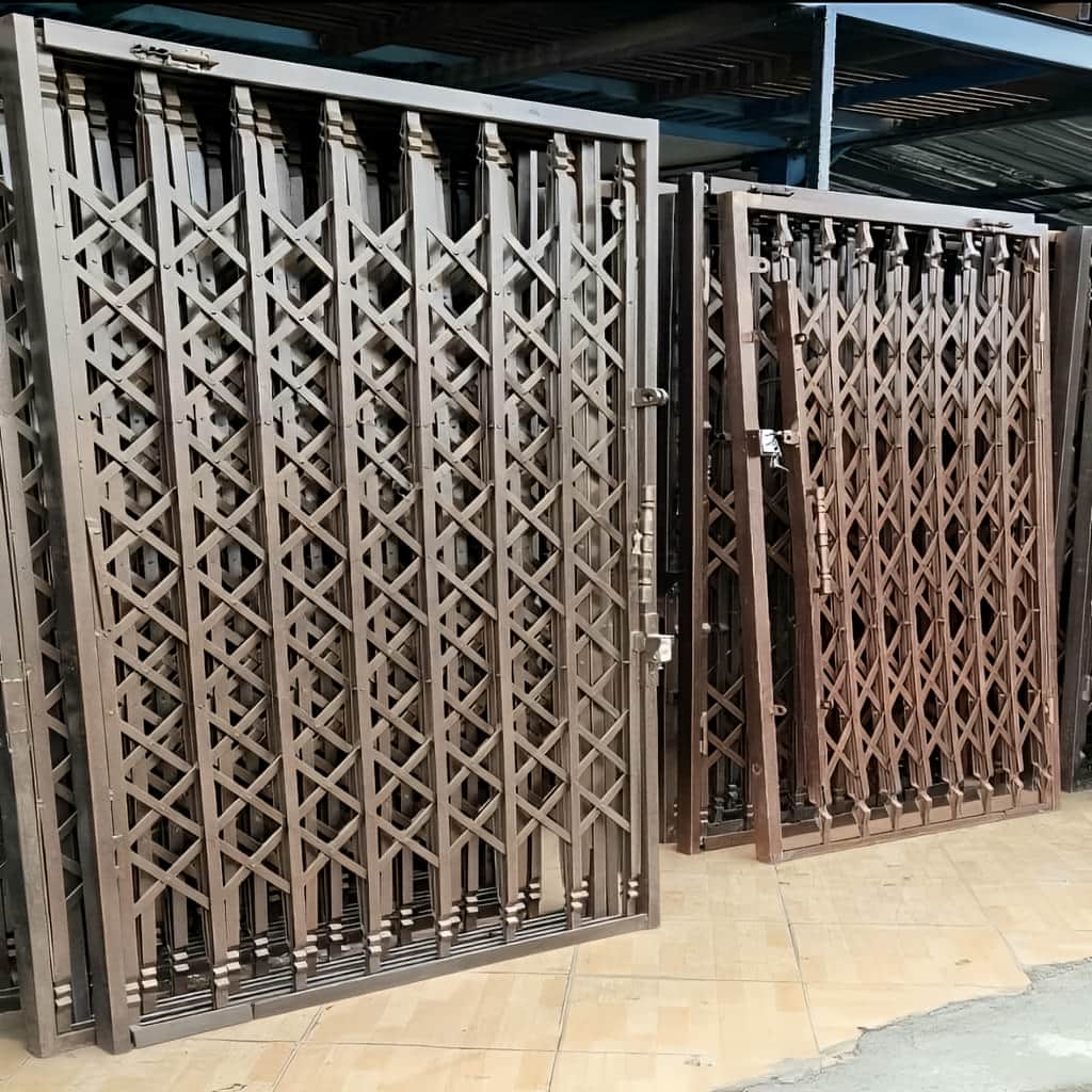 کارخانه درب آکاردئونی تمام گل در بندر لنگه