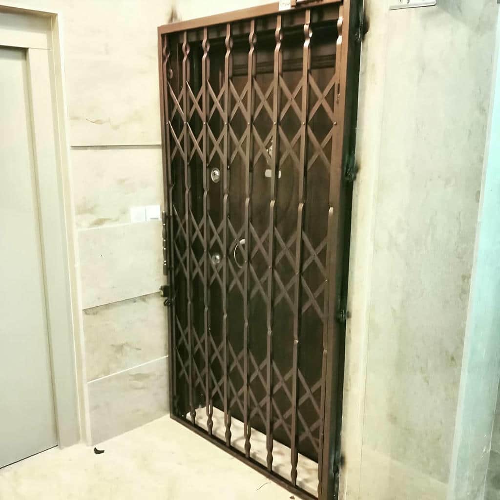 خرید درب آکاردئونی قفل ضدبرش در فردیس کرج