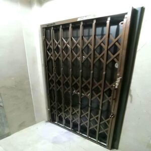 درب آکاردئونی در گرگان