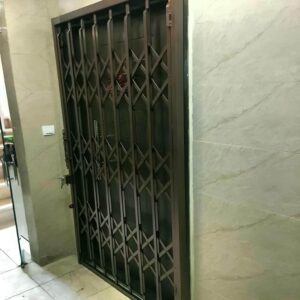 درب آکاردئونی در بندرعباس