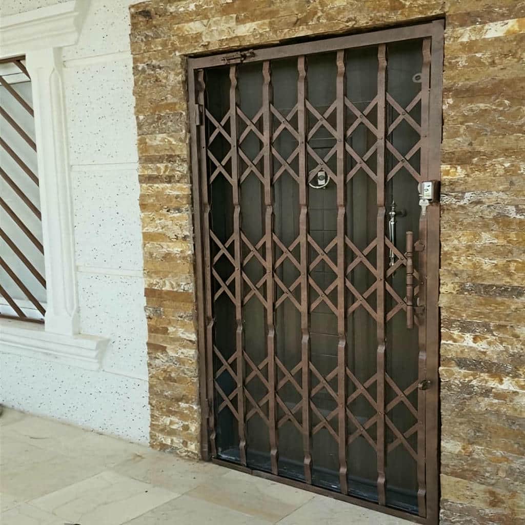 خرید درب آکاردئونی حفاظ خانه ریل تراز در فشم