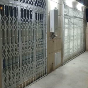 درب آکاردئونی در چالوس