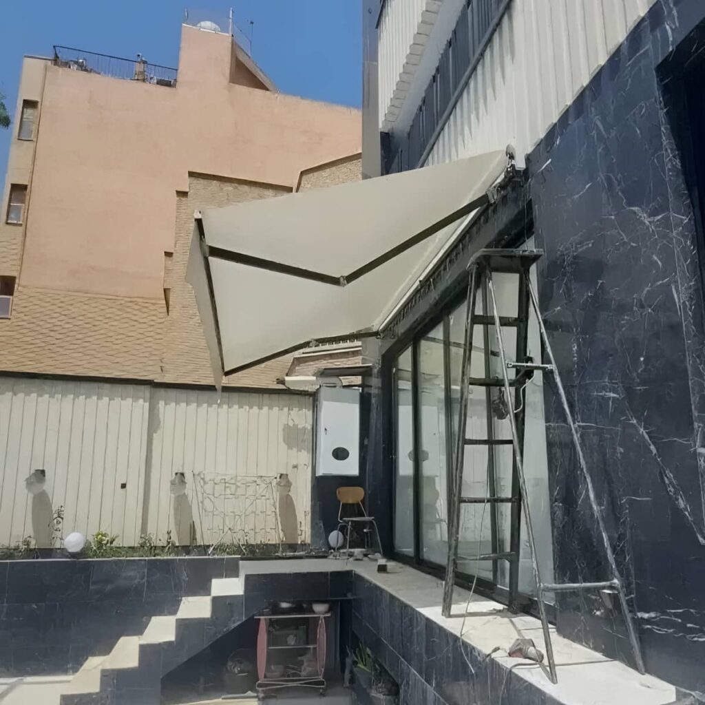 نصب سایبان برقی اتوماتیک ضد UV در سیرجان
