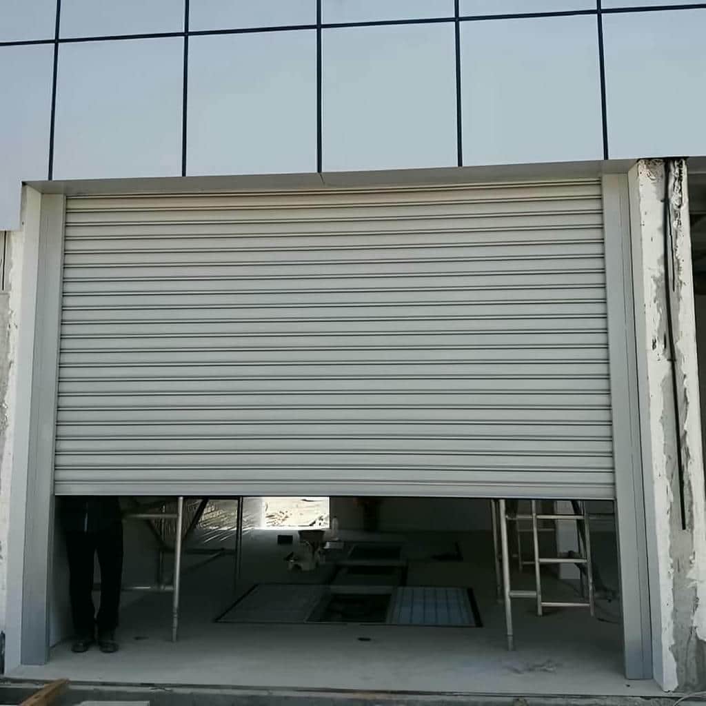 نصب کرکره برقی اتوماتیک ساختمان مسکونی در زاهدان