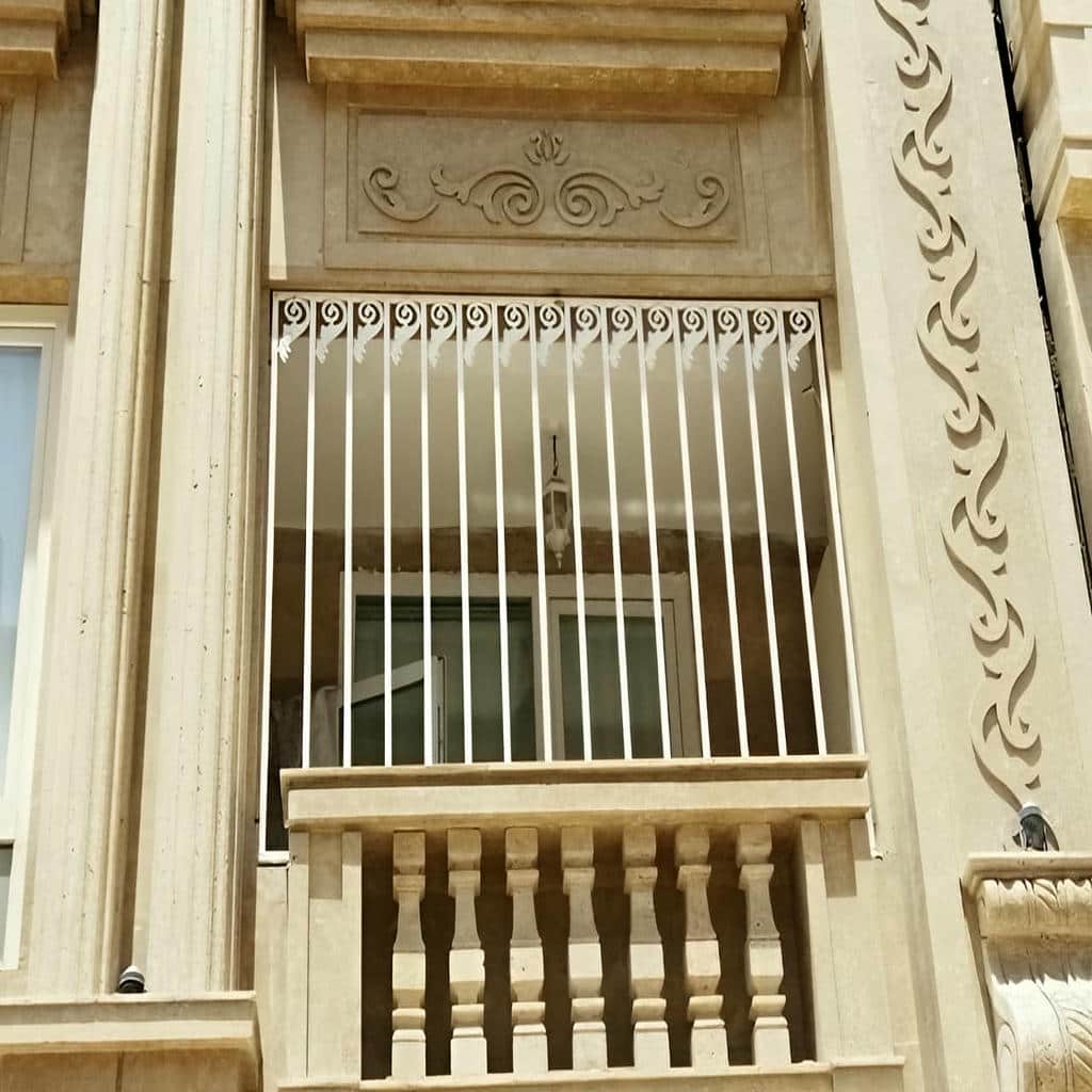 نصب حفاظ پنجره فلزی بازشو در نیشابور