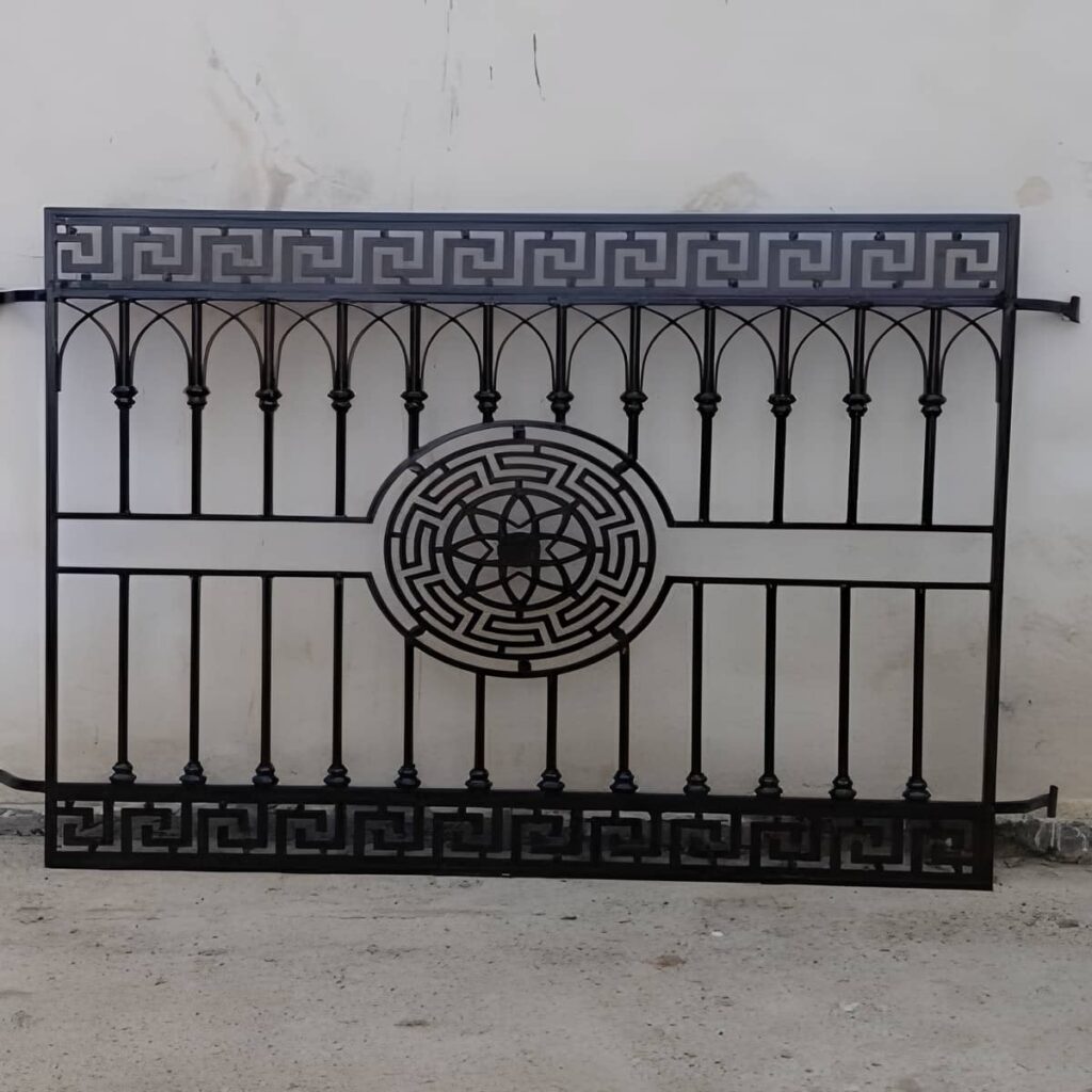 حفاظ پنجره فلزی در دماوند