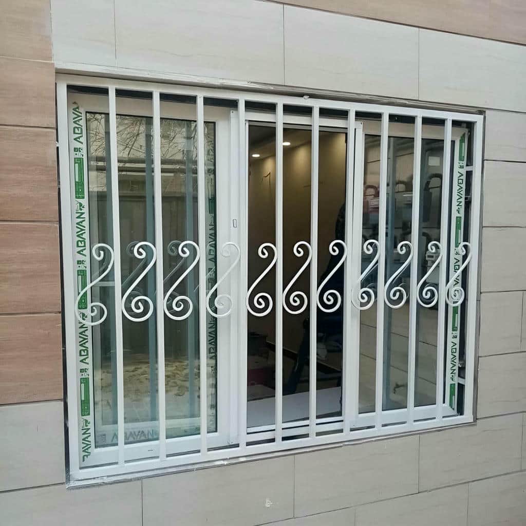 قیمت حفاظ پنجره فلزی فرفورژه مدرن در یزد
