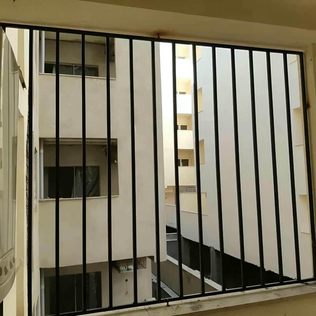 حفاظ پنجره فلزی در فردیس کرج