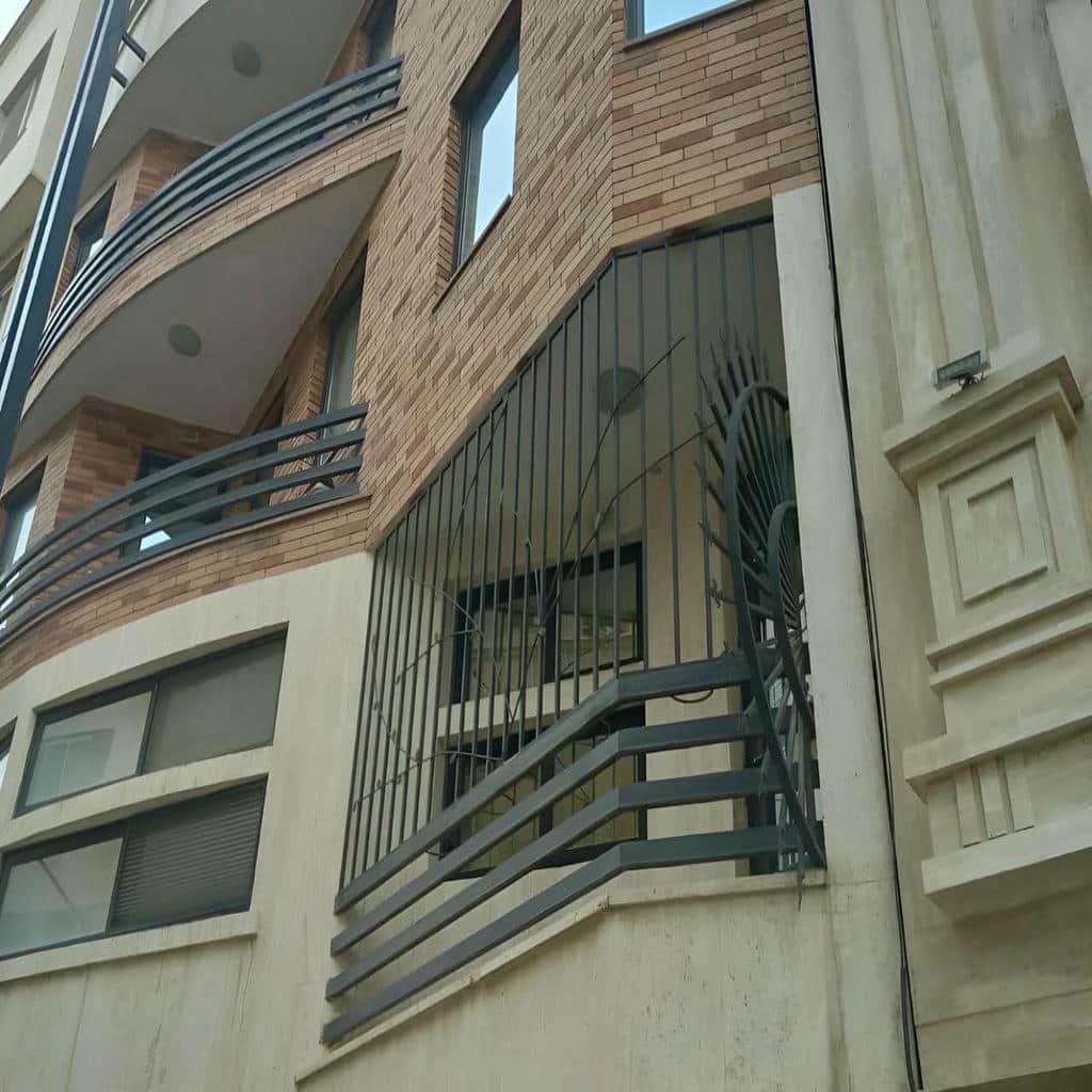 حفاظ پنجره فلزی در خرم آباد