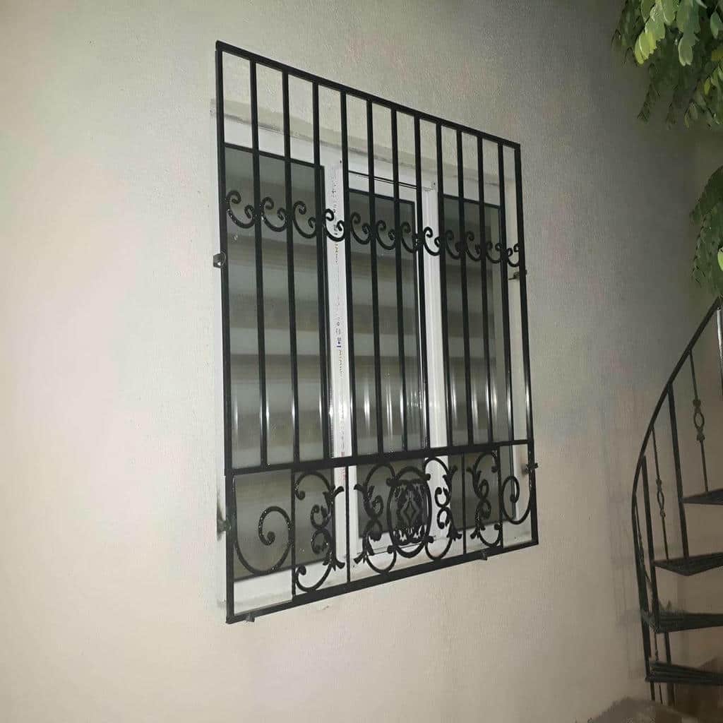 حفاظ پنجره فلزی در کرمان