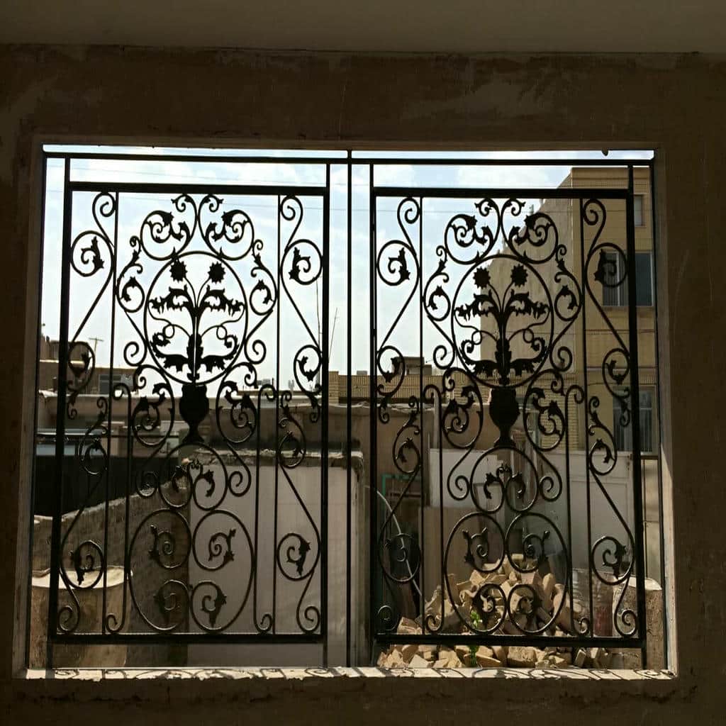 خرید حفاظ پنجره فلزی ساده در یزد