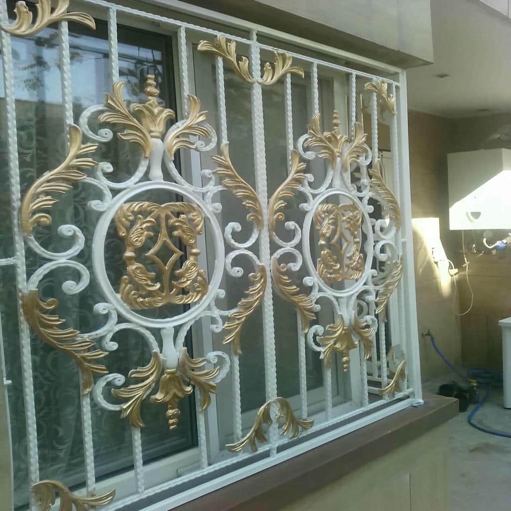 نصب حفاظ پنجره فلزی بازشو در مهرشهر کرج