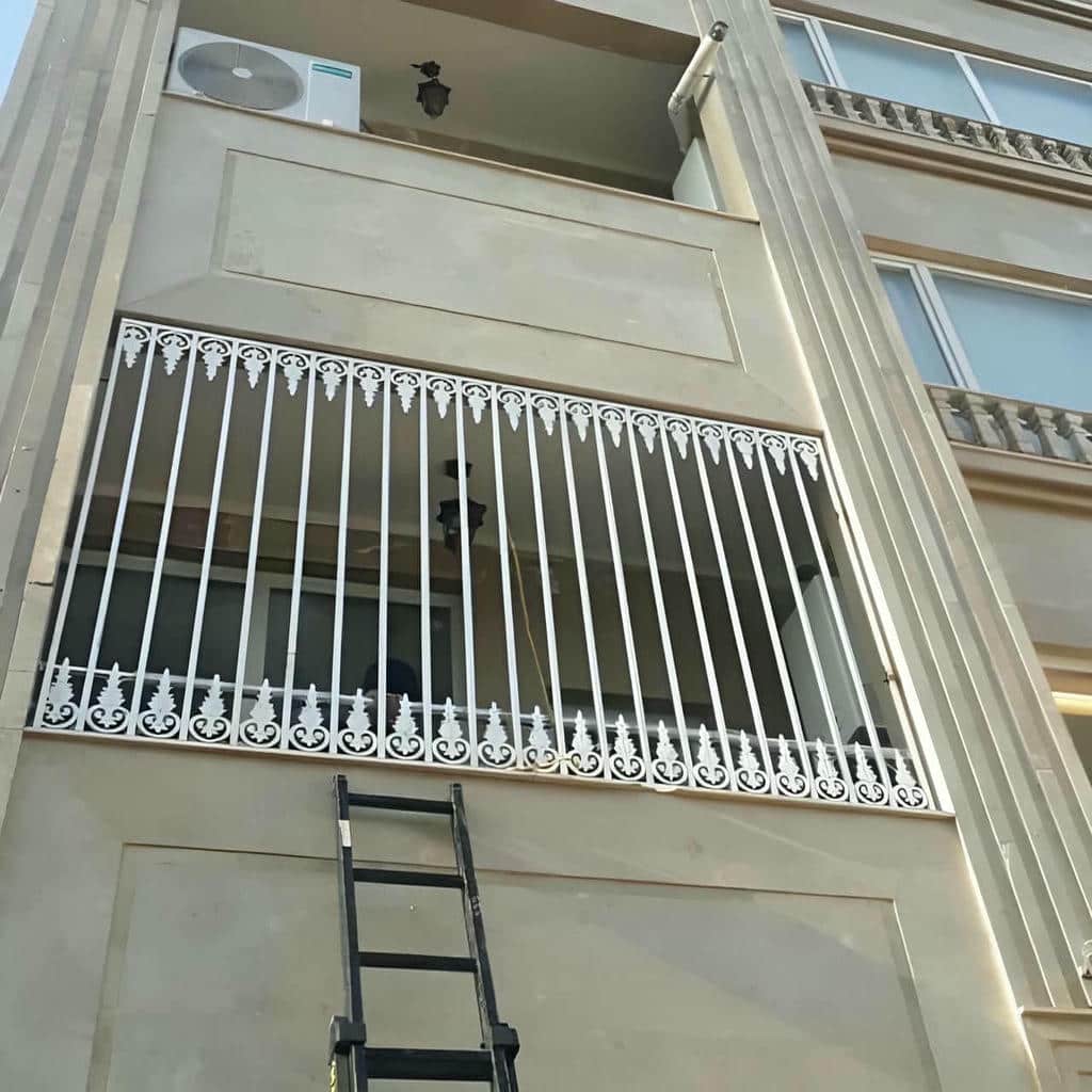 حفاظ پنجره فلزی در آمل