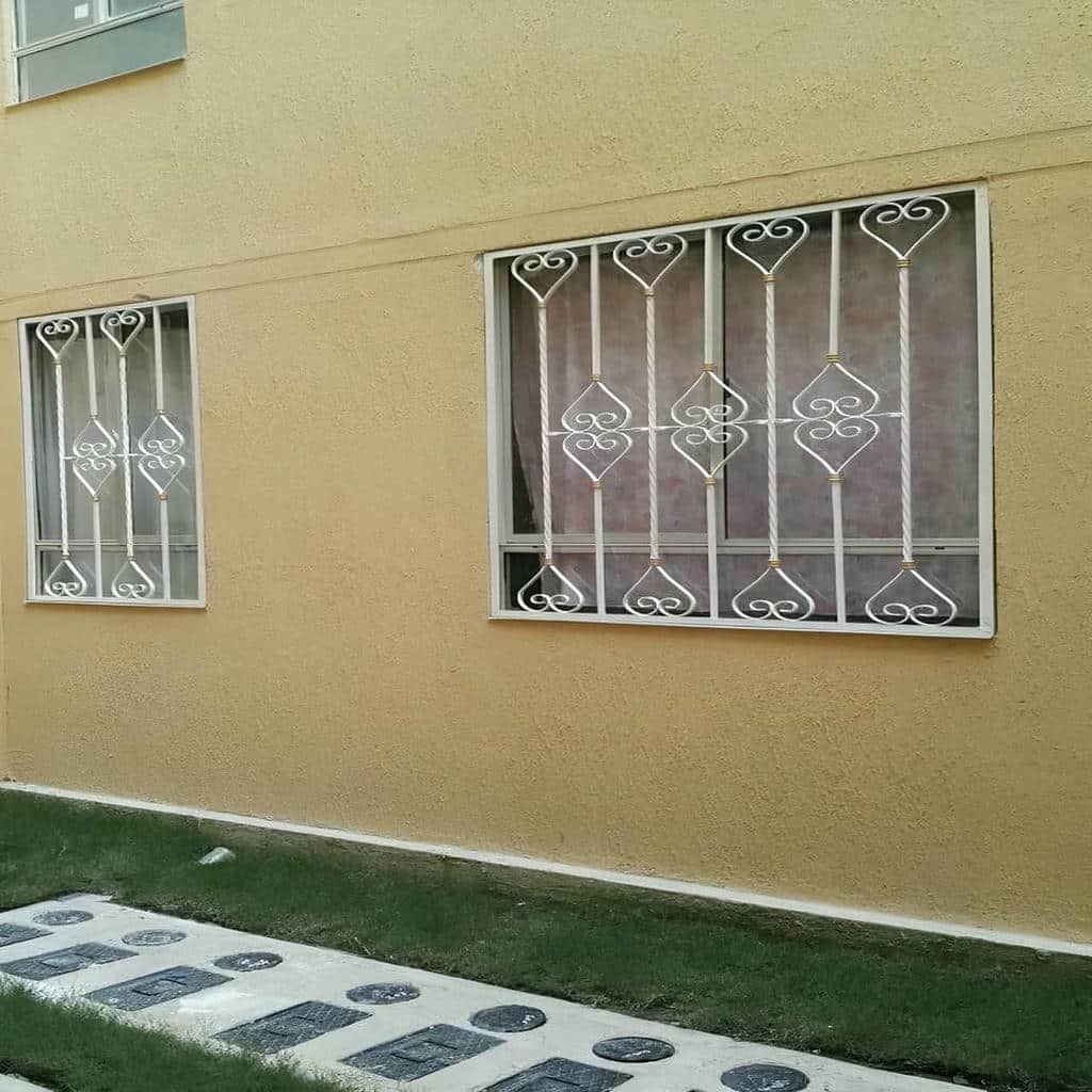 حفاظ پنجره فلزی در نیشابور