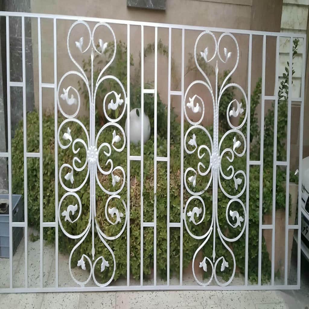 نصب حفاظ پنجره فلزی مدرن در بابل