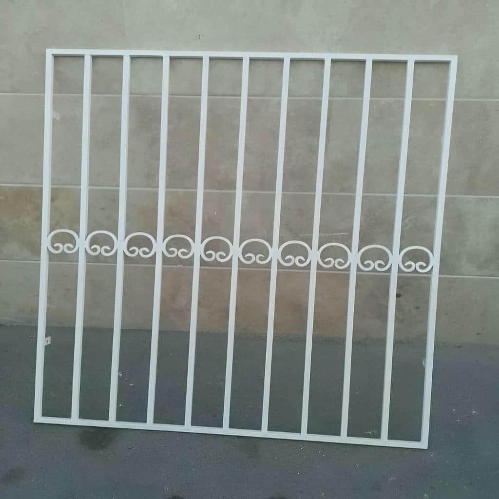 خرید حفاظ پنجره فلزی ساده در بندر لنگه