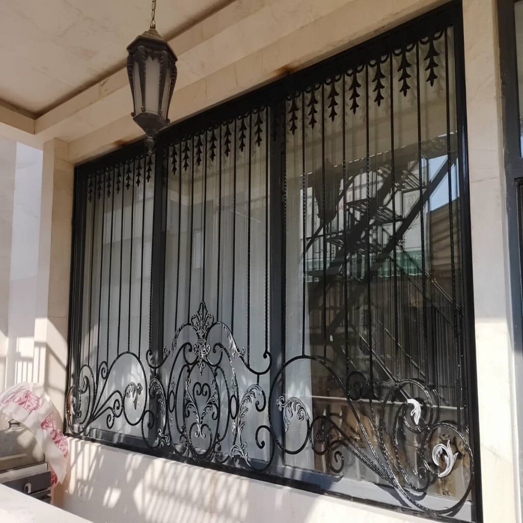 کارخانه حفاظ پنجره فلزی بازشو در بومهن