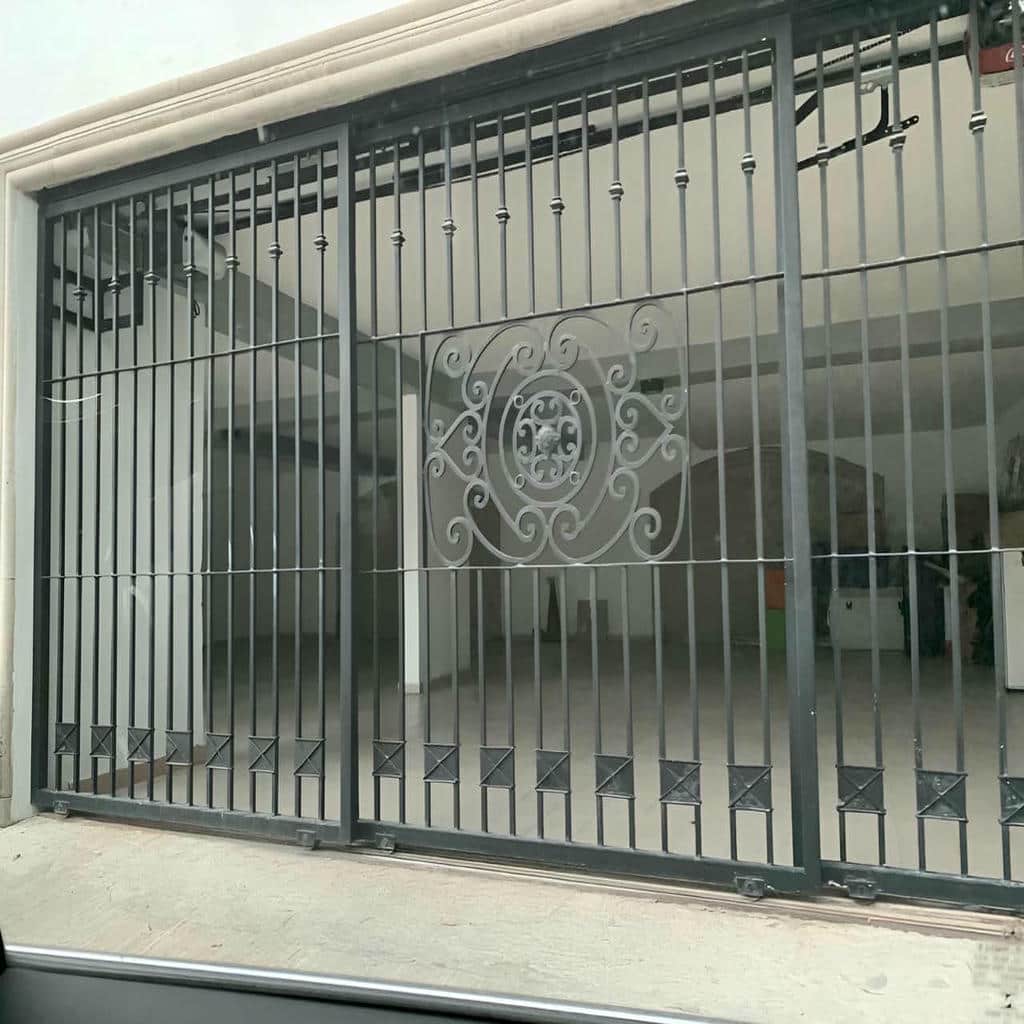 قیمت حفاظ پنجره فلزی فرفورژه مدرن در همدان