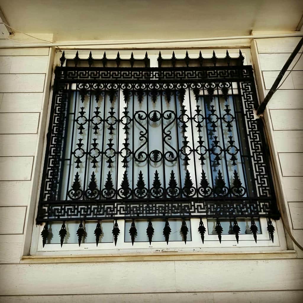 حفاظ پنجره فلزی در کیش