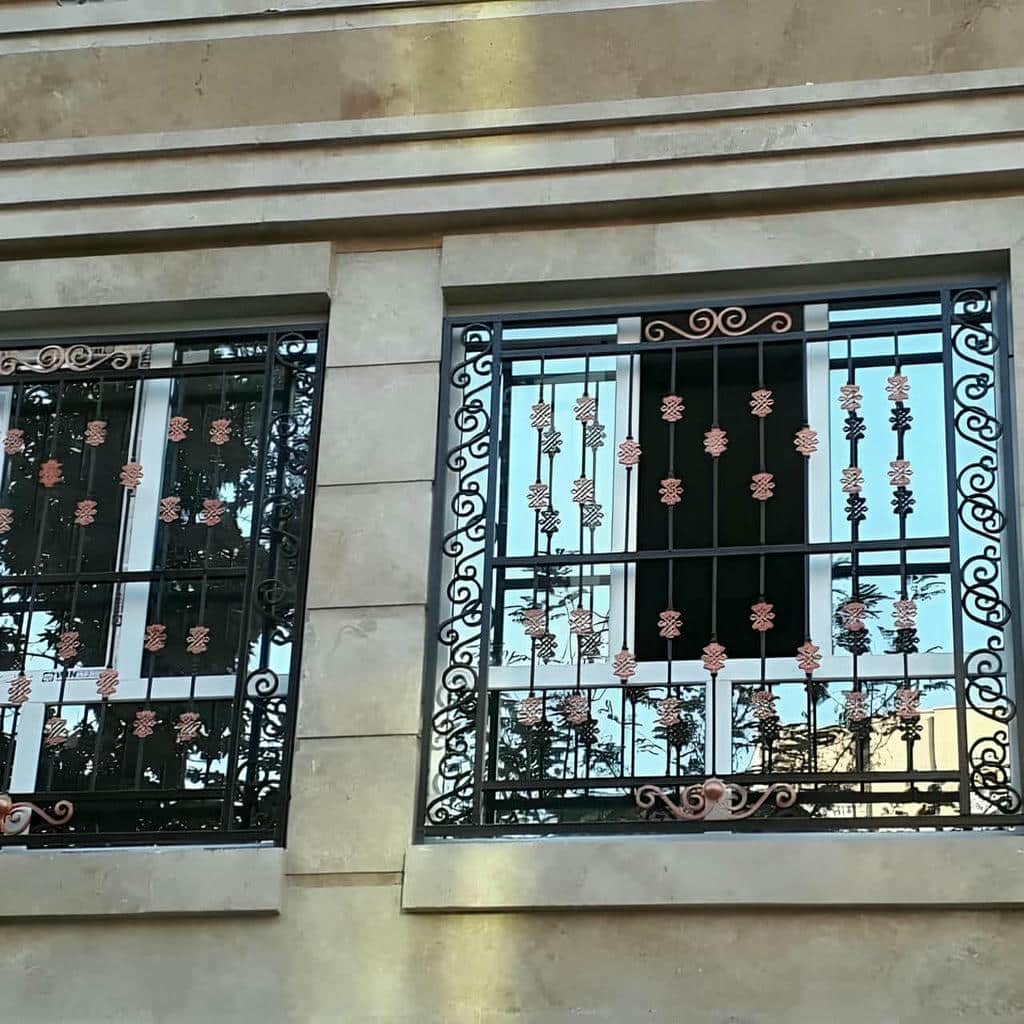 نصب حفاظ پنجره فلزی بازشو در زاهدان
