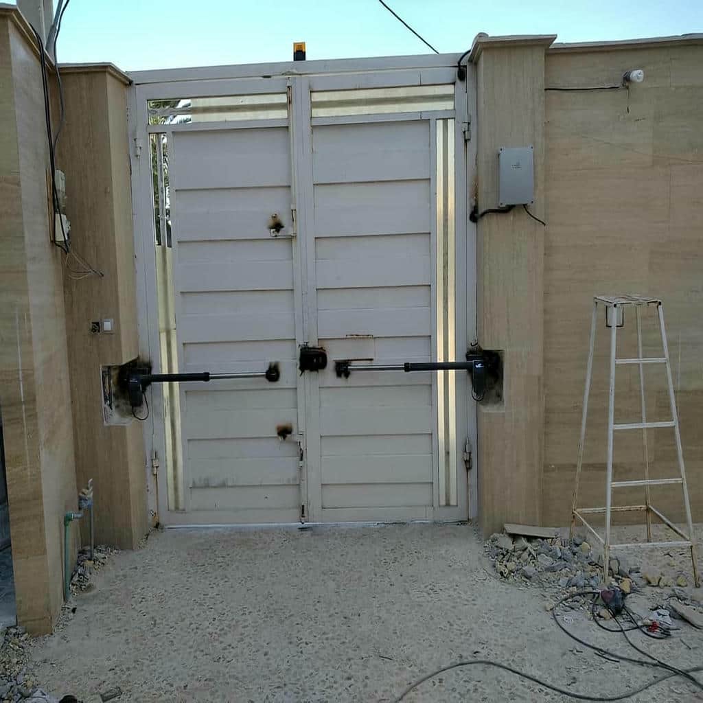 جک درب پارکینگی در مشهد