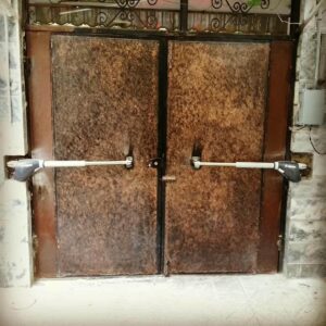 جک درب پارکینگی در اصفهان