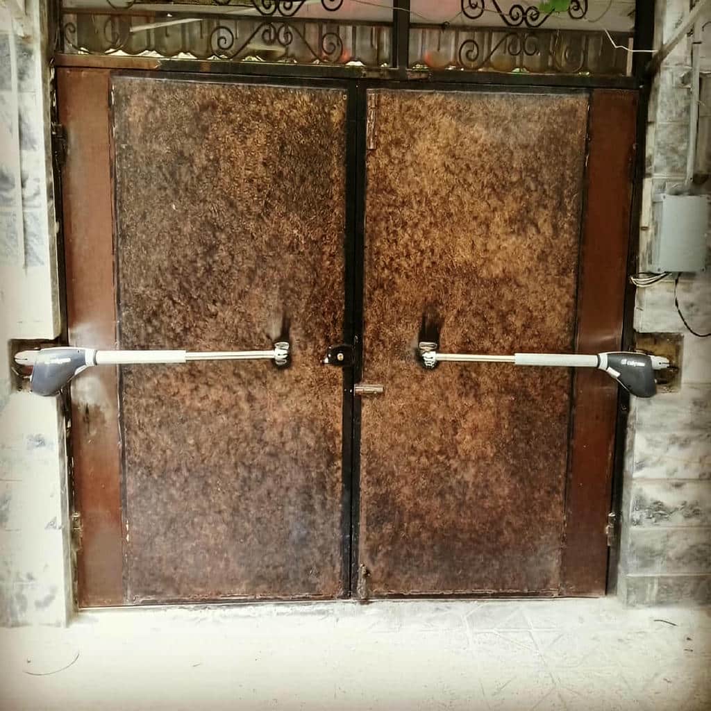 جک درب پارکینگی در اصفهان
