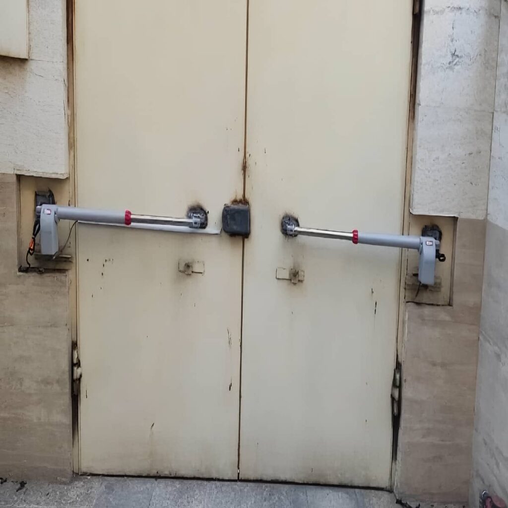 نصب جک درب پارکینگی پارکینگ اتوماتیک در بندر لنگه