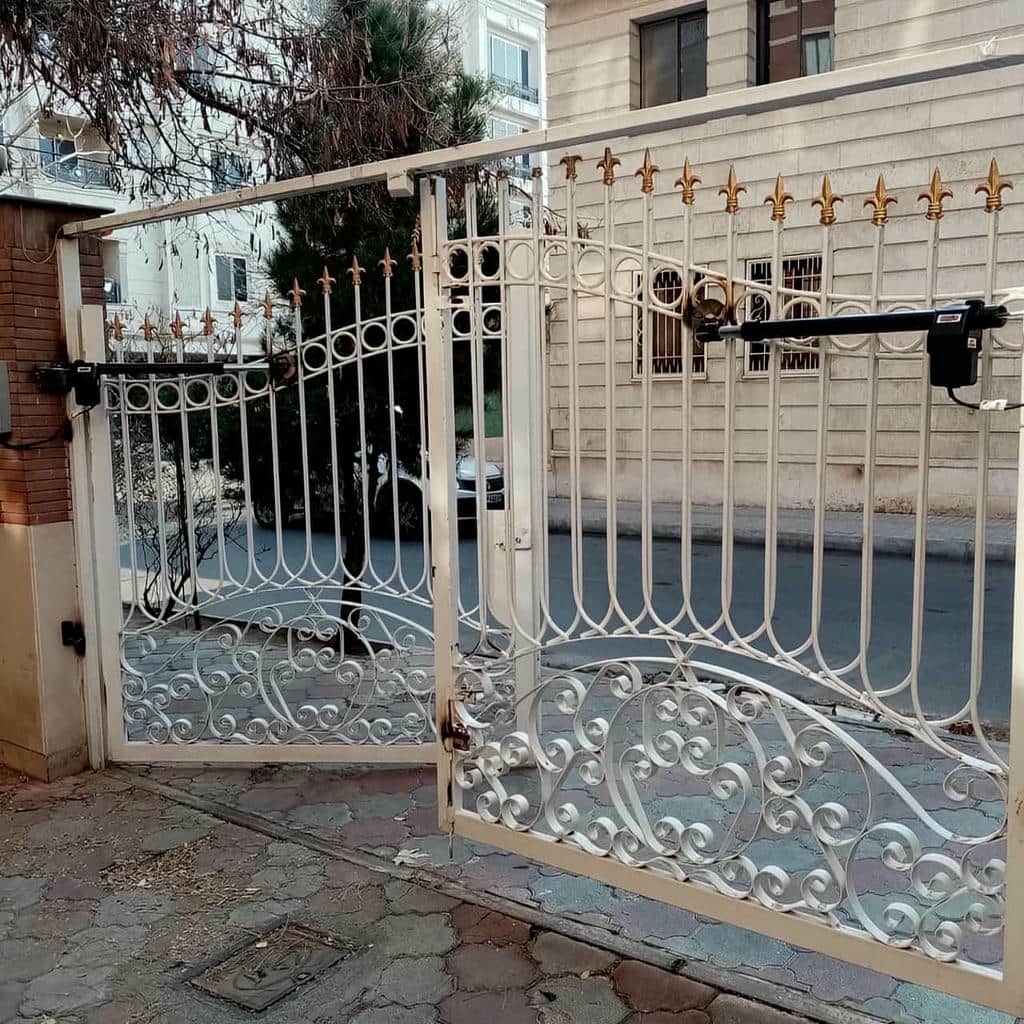 جک درب پارکینگی در سقز