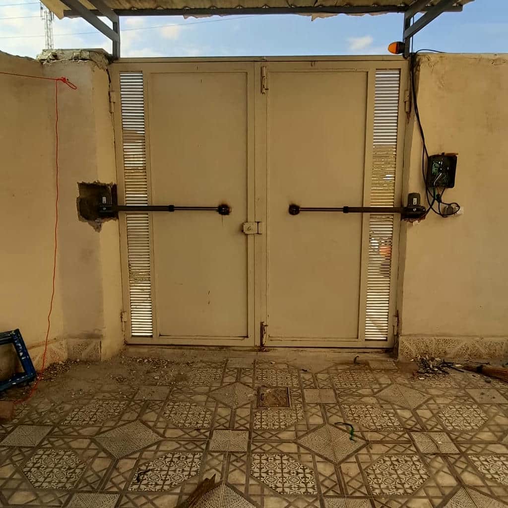 جک درب پارکینگی در پردیس