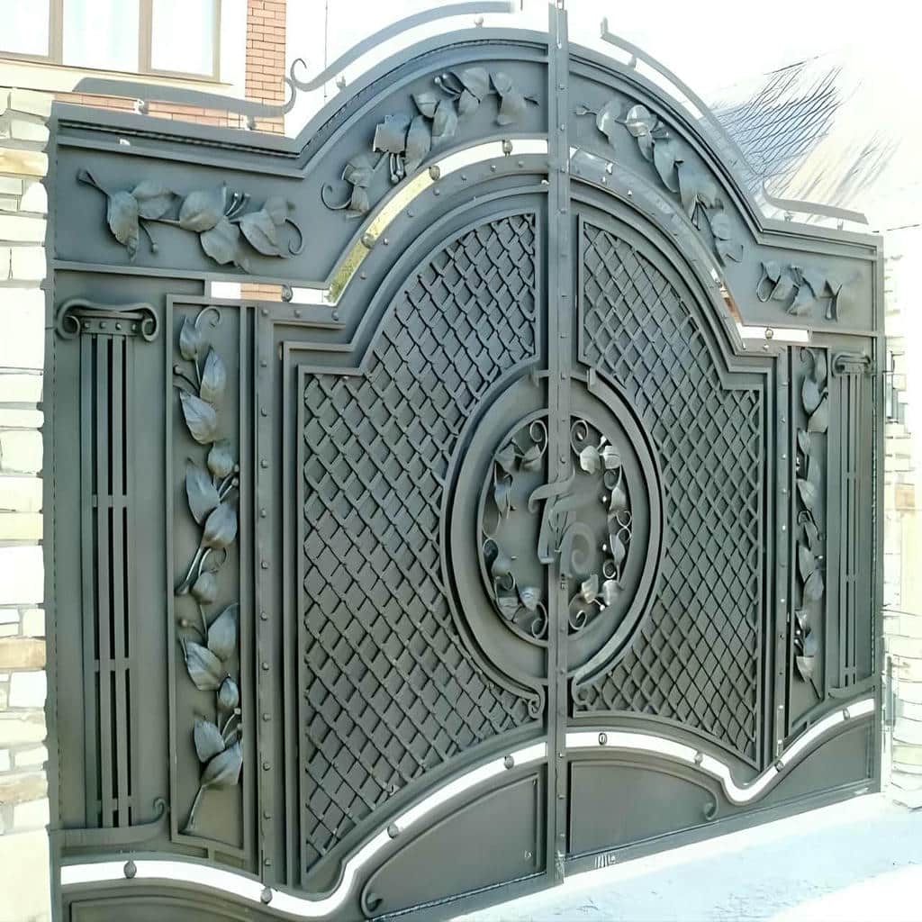 نصب درب ویلایی فرفورژه کلاسیک در استان مازندران