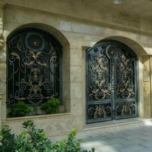 درب ویلایی فرفورژه در زاهدان