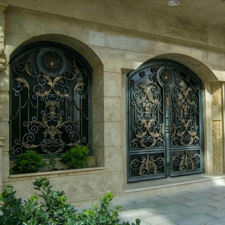 درب ویلایی فرفورژه در زاهدان درب ویلایی فرفورژه در زاهدان