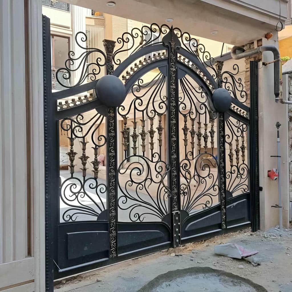 کارخانه درب حیاط ویلایی فرفورژه مدرن در نوشهر