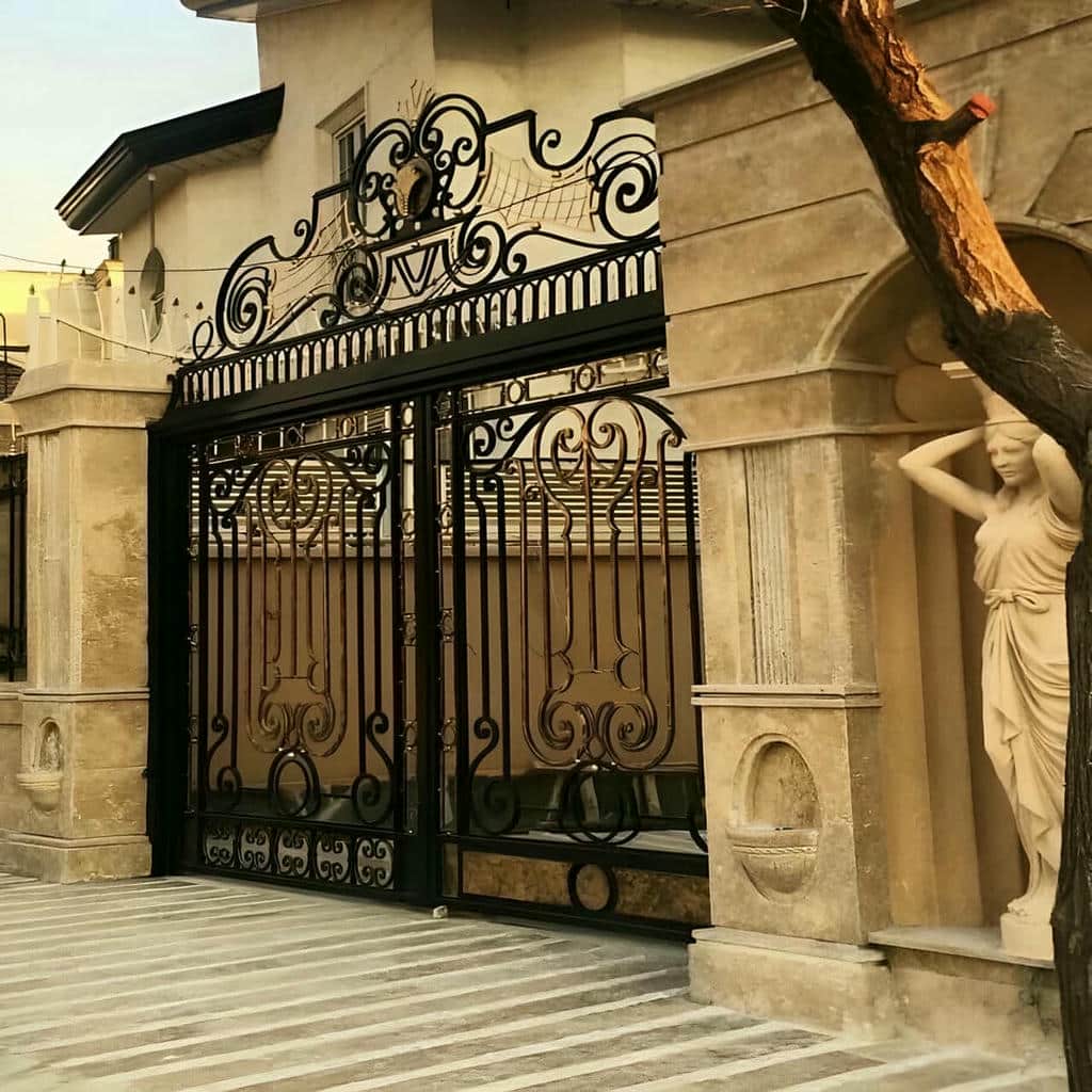 قیمت درب فرفورژه کلاسیک نما در بوشهر