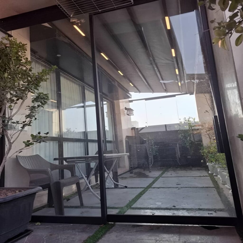 خرید سقف متحرک پرگولا برای روف گاردن