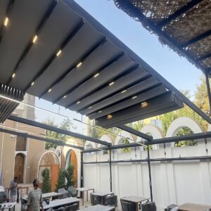سقف برقی تجاری کافه و رستوران با فریم فلزی مقاوم سقف برقی تجاری کافه و رستوران