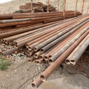 لوله داربست فلزی برای اجرای سنگ کاری نمای ساختمان